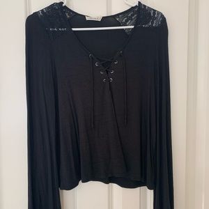 Chloe & Katie Black Tie Front Flowy Top